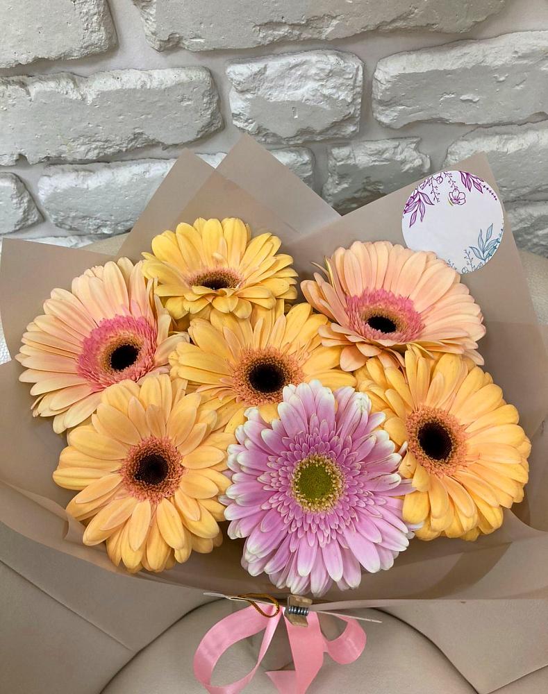 Букет цветов из: Герберы в Кривандино