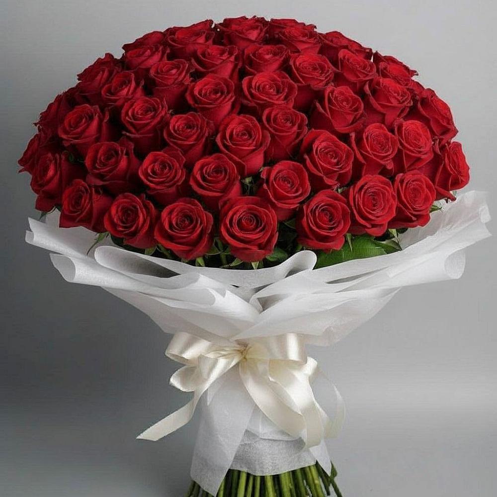 Букет 101 Красная роза Блэк Мэджик в Кривандино