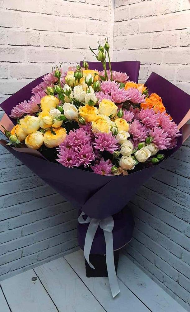 Букет цветов из: Хризантемы и Розы в Кривандино