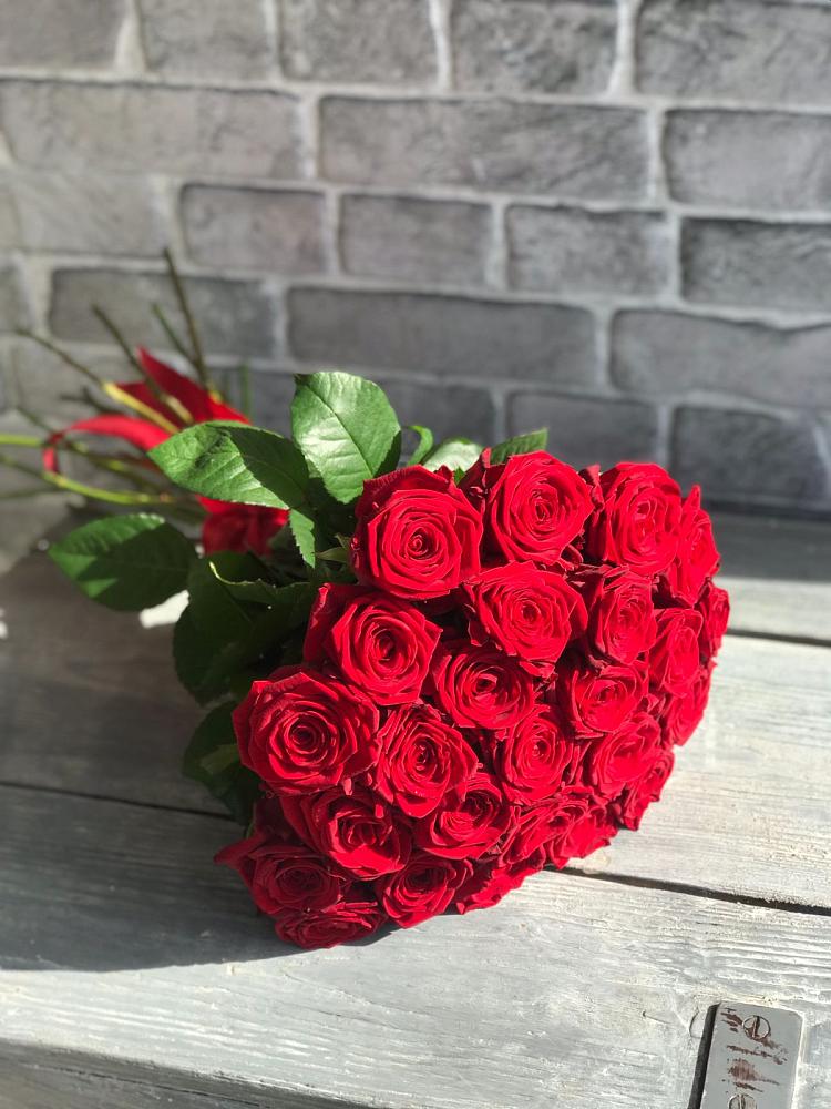 Букет Красные розы Фридом в Кривандино