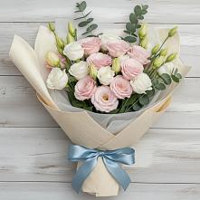 Букет цветов из:  Лизиантусы в Кривандино