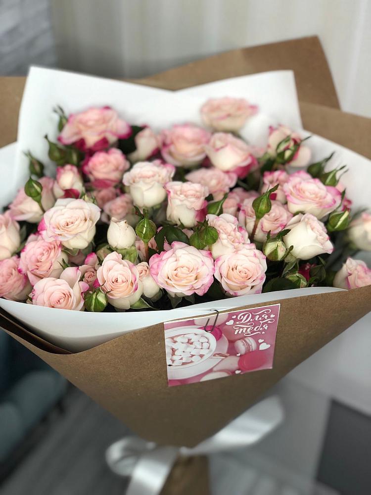 Букет цветов из: Розы в Кривандино