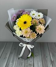Букет цветов из:  Розы, Герберы и Хризантемы в Кривандино