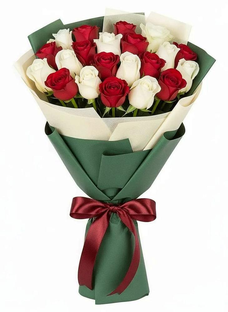 Букет Микс из красных и белых роз в Кривандино