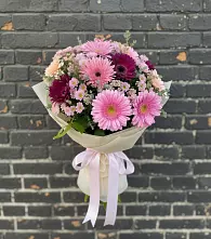 Букет цветов из:  Герберы и Хризантемы в Кривандино