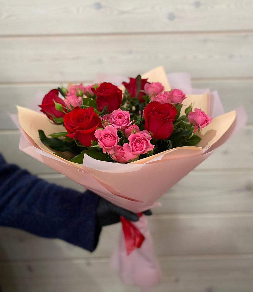 Букет цветов из: Розы в Кривандино