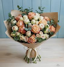 Букет цветов из:  Альстромерии и Розы в Кривандино